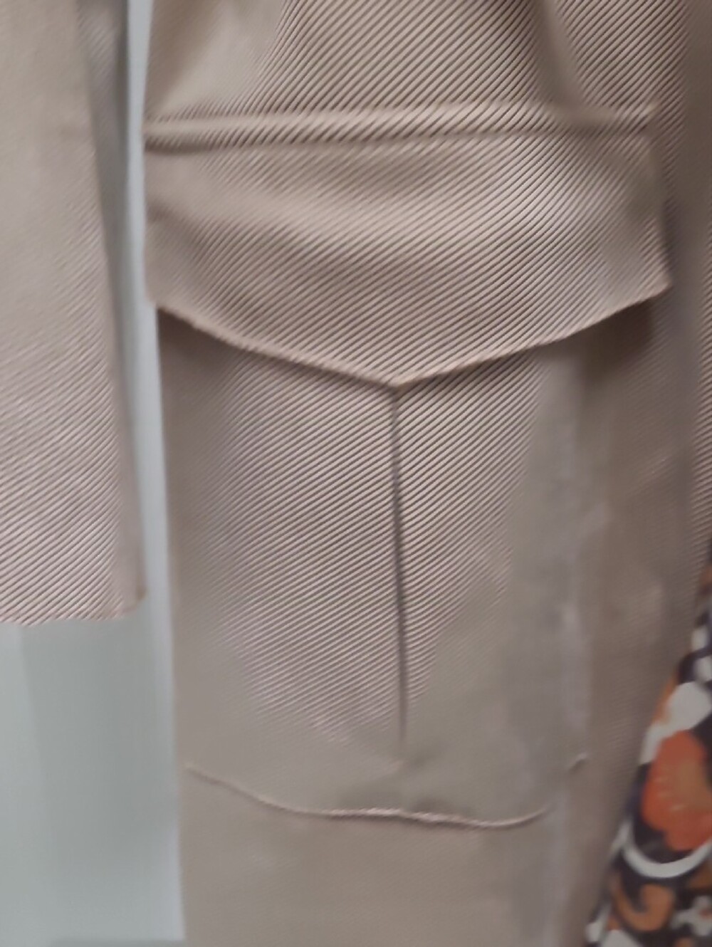 Solitaire Beige Long Blazer with Printed Sash - Picture 5 of 10
